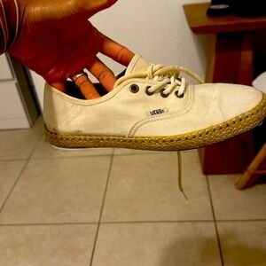 Fashion Vans in ok conditions.